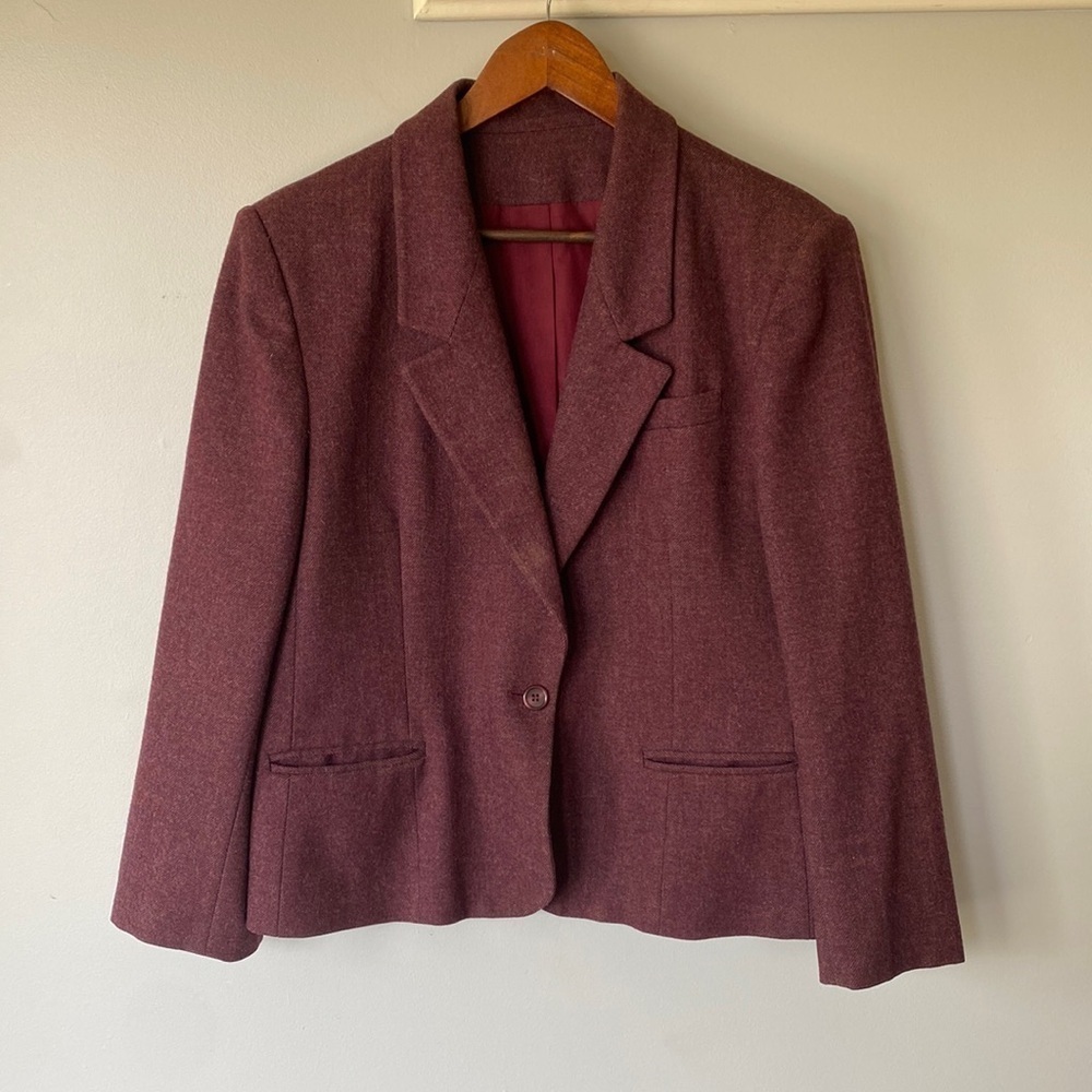 Vintage burgundy wool blazer